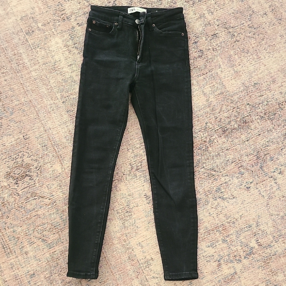 Zara Black Skinny Jeans